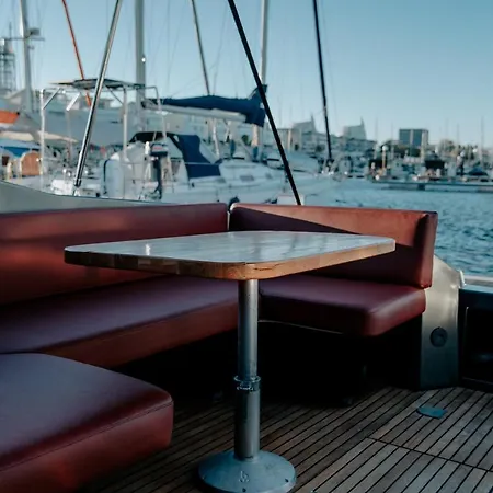 Botel Valeria, Uma Noite De Sonho *